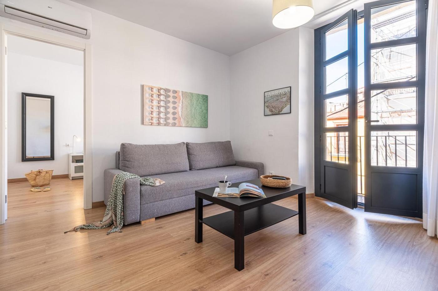 Tarragona Apartments Экстерьер фото