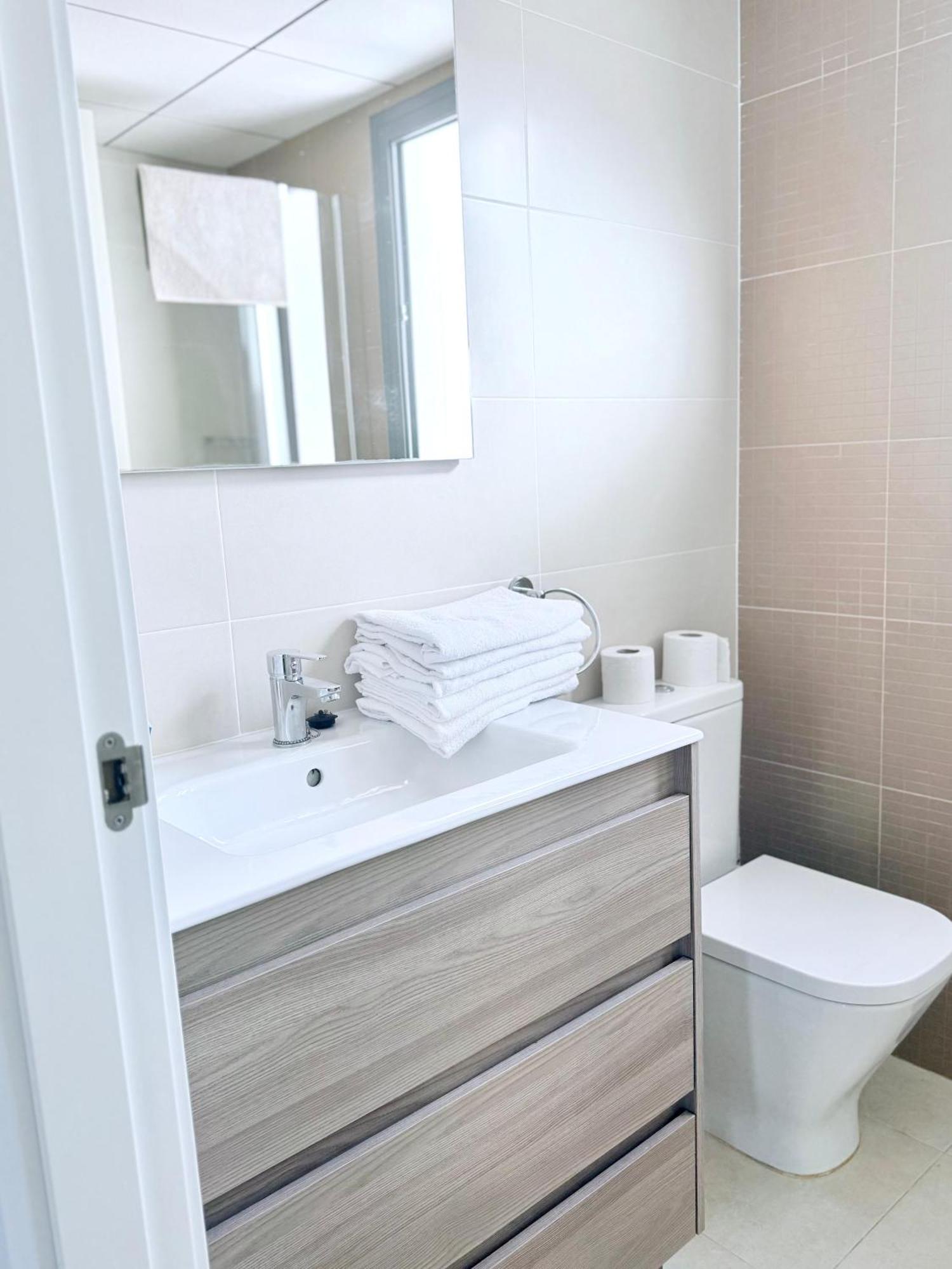Tarragona Apartments Экстерьер фото